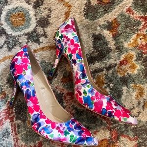 NINE WEST FLORAL STILLETO PUMP - Good condition